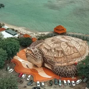 Pantai Kartini, Pesona Pantai Indah Nan Eksotis di Jepara